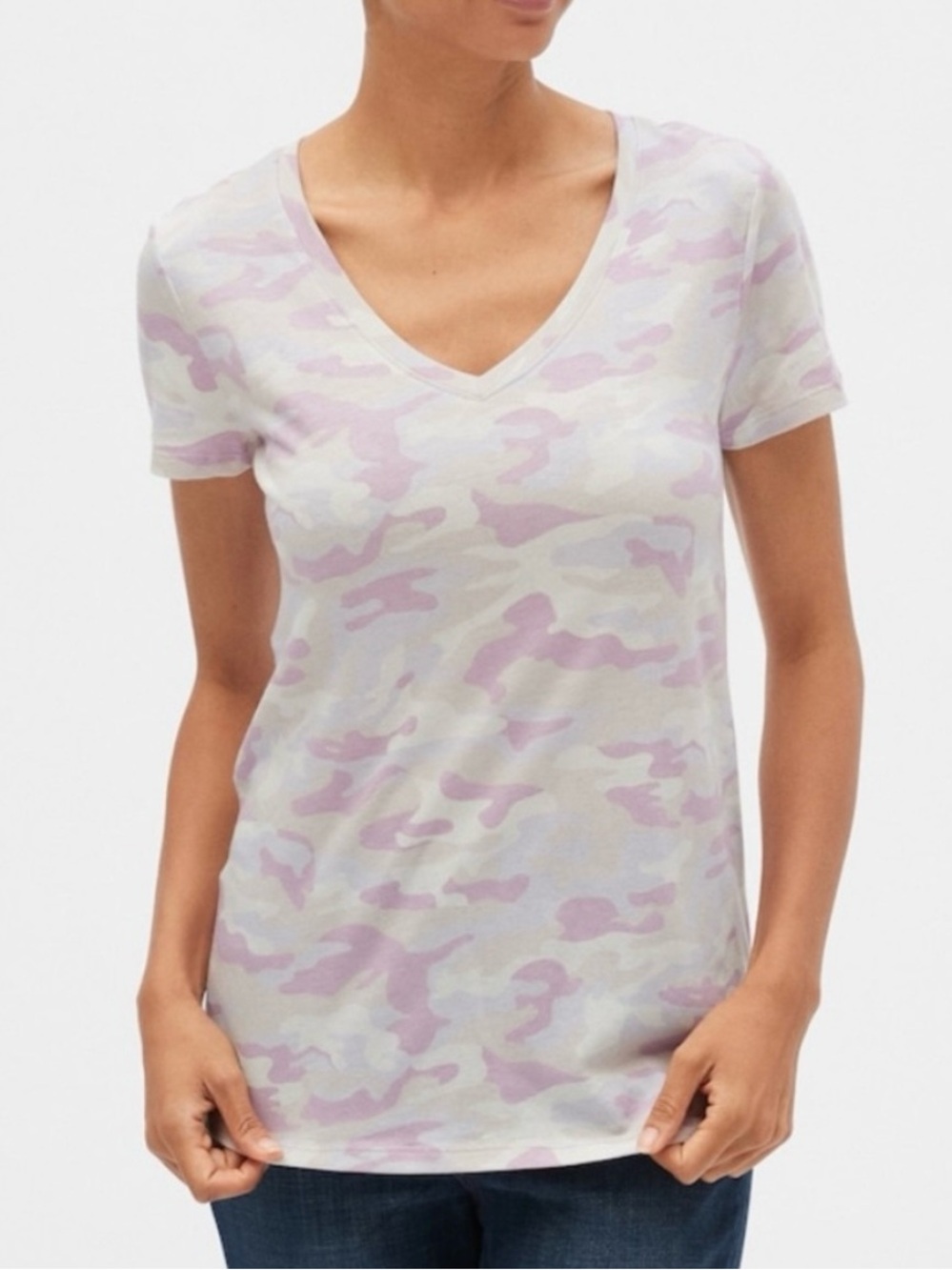 GAP Pink Camo Women's V-Neck tshirt Favorite size Large soft comfortable gym